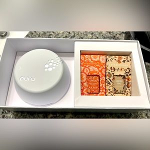 Pura Scent Plug in with 2 Scents